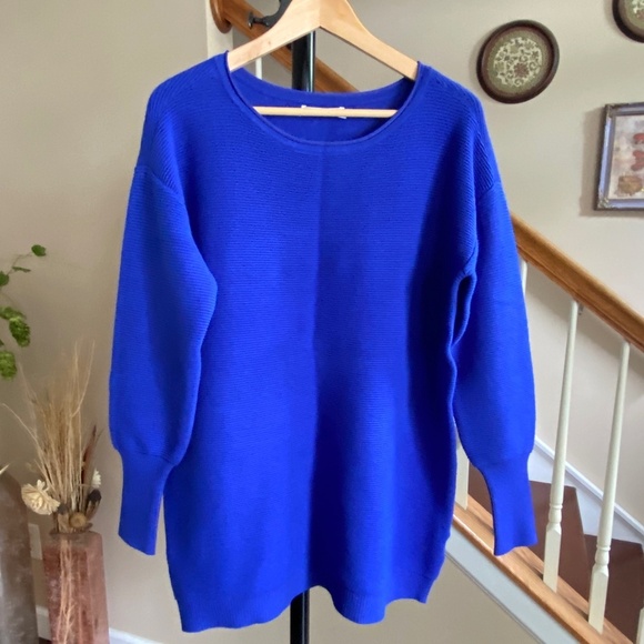 Anthropologie Royal Blue Knit Oversized Sweater Pullover Size Small - Picture 1 of 11